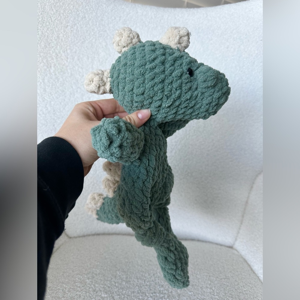 Crochet Dino Lovey